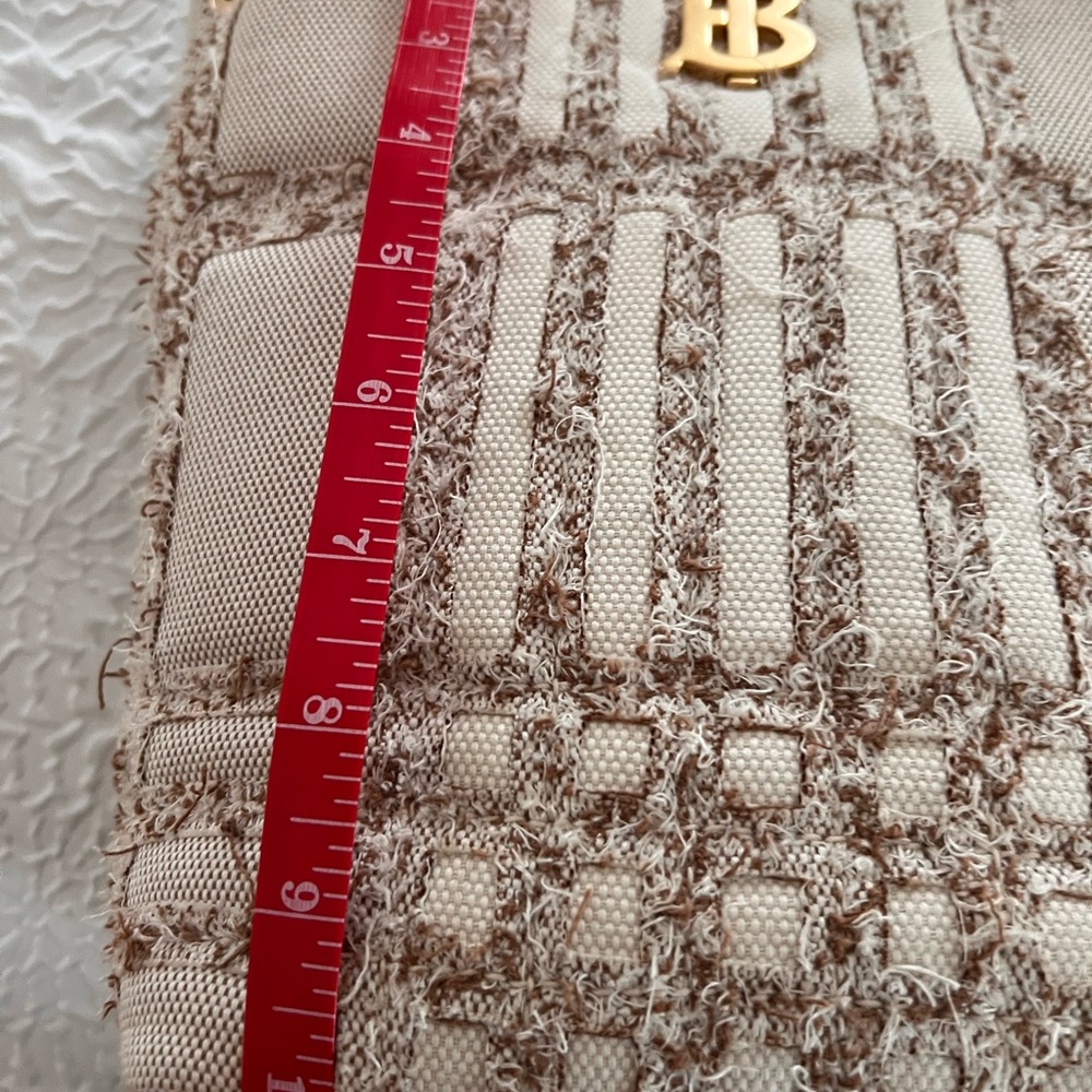 Authentic BURBERRY Shoulder Bag - Picture 3 of 16